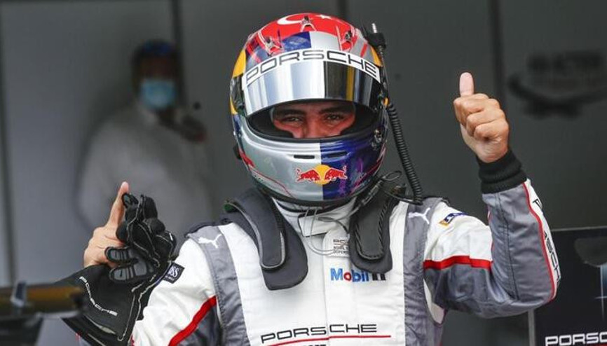 Ayhancan Güven, altın sürücü statüsüne yükselen ilk Türk sürücü oldu