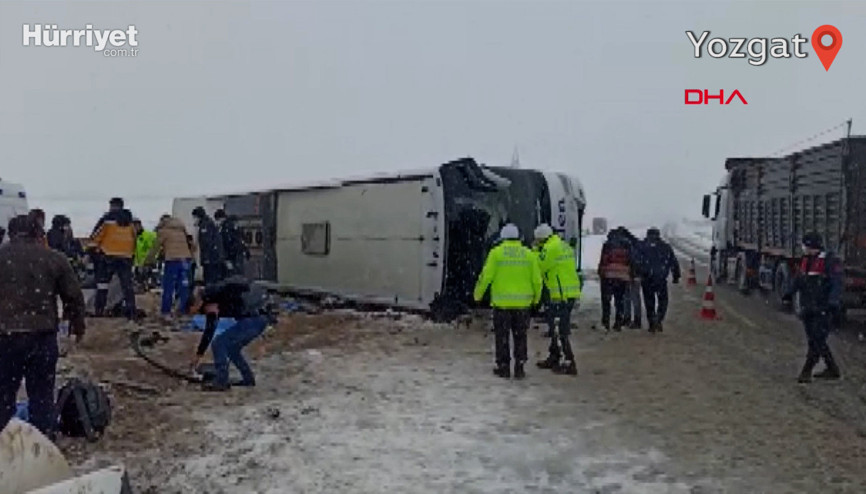 Yerköy ilçesinde yolcu otobüsü şarampole devrildi, ölü ve yaralılar var