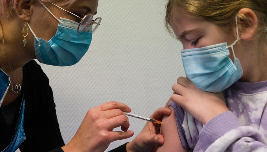 Omikron etkisiyle çocuk vakalar artışa geçti