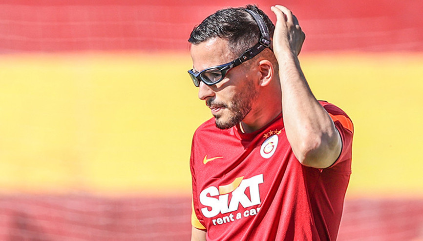 Diagnenin sözleşmesini fesheden Galatasaray Omar Elabdellaouiye lisans çıkarttı