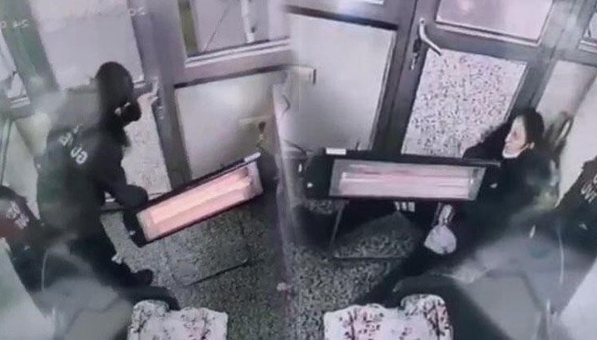 Güvenlik görevlisini elektrik çarptı İşte ölümden döndüğü anlar