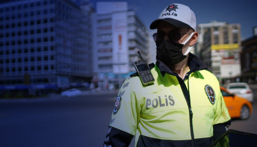 Son dakika... Tüm polisleri ilgilendiren yönetmelik değişikliği Şark süresi düşüyor, yeni mezunlar batıya atanacak Son dakika... Tüm polisleri ilgilendiren yönetmelik değişikliği Şark süresi düşüyor, yeni mezunlar batıya atanacak