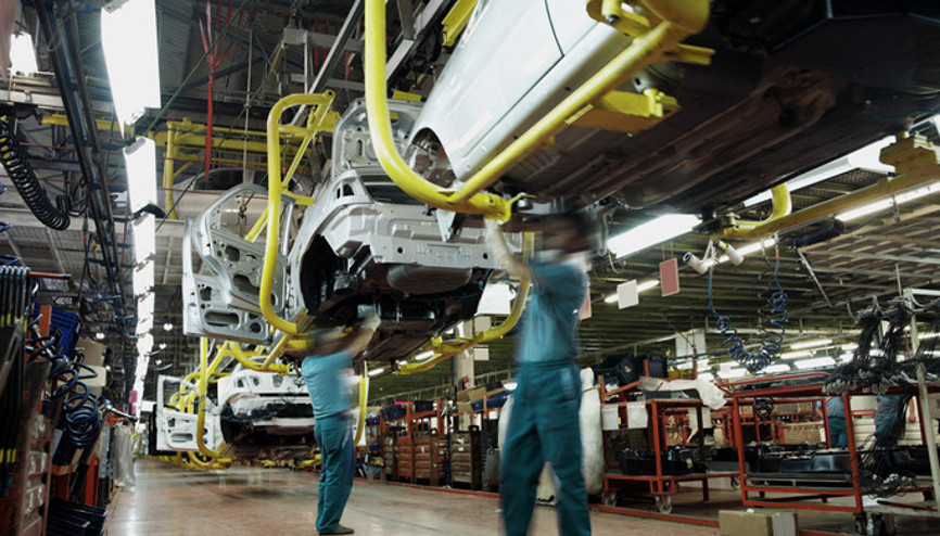 Otomotiv devinde kriz büyüyor Hem kazancı hem satış beklentileri düştü