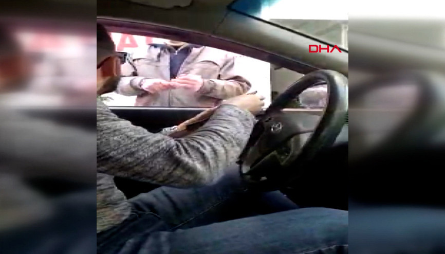 Kadıköy’de değnekçi suçüstü yakalandı