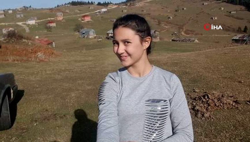 Giresun’da 16 yaşındaki bir kız evinde bıçaklanarak öldürüldü