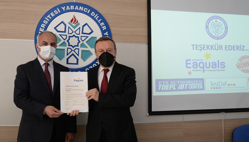 Uludağdan üç dilde akreditasyon adımı Uludağdan üç dilde akreditasyon adımı