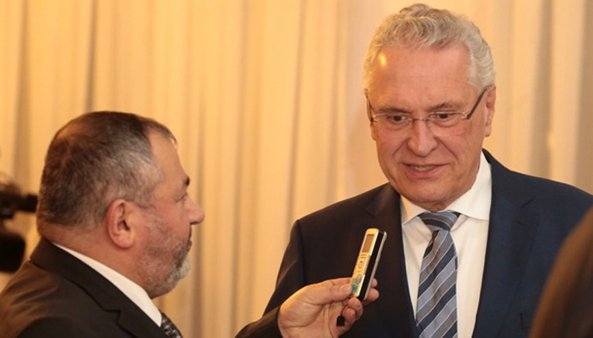 ‘Türk toplumu Almanya için büyük önem taşıyor’