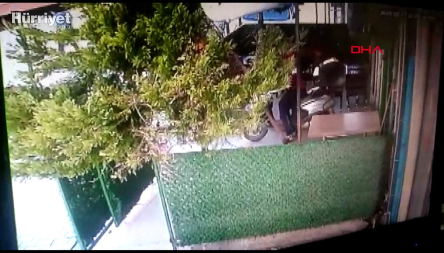 Esenyurtta esnafın kabusu olan hırsız yine motosiklet çaldı