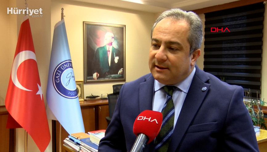 Bilim Kurulu Üyesi Mustafa Necmi İlhan: Az kalabalık yerlerde maske çıkacak gibi Bilim Kurulu Üyesi Mustafa Necmi İlhan: Az kalabalık yerlerde maske çıkacak gibi
