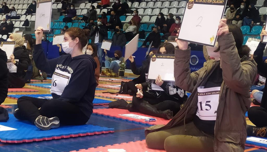 Altın Zil mücadelesi