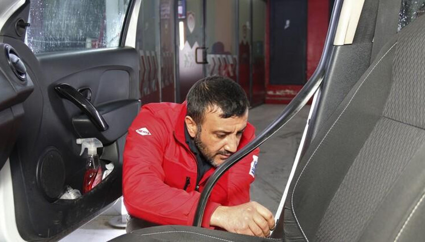 Tamamen orijinal diye satılan aracın işlem görmeyen yeri kalmamış