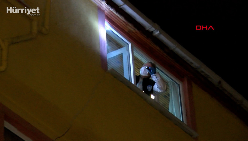 Pendikte karı koca evde ölü bulundu