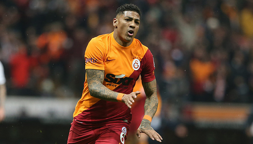 Rizespor galibiyetinin mimarı van Aanholt kariyerinde ilki yaşadı