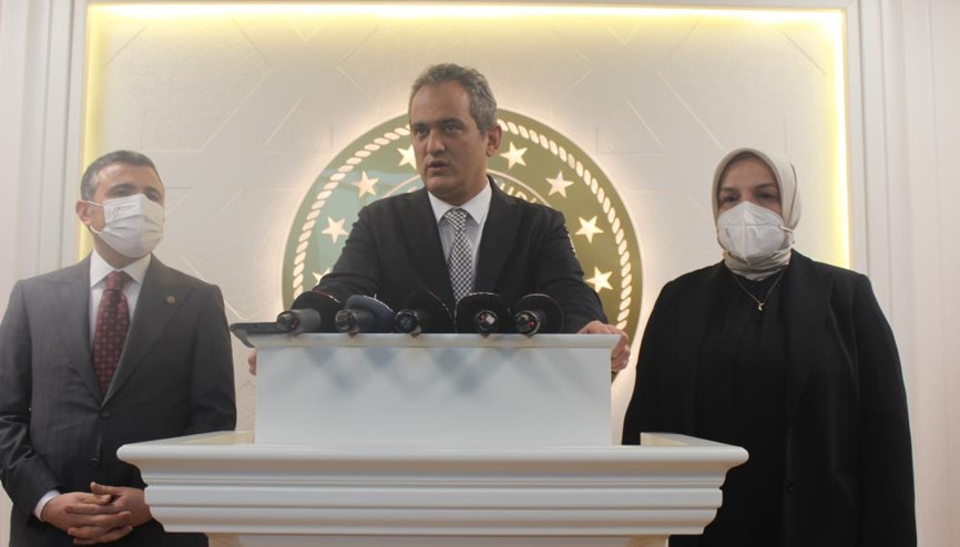 Milli Eğitim Bakanı Özerden yüz yüze eğitim açıklaması