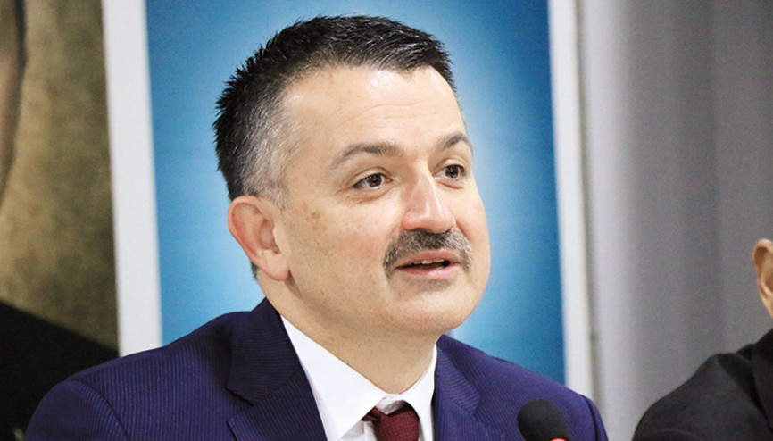 Pakdemirli, Ukrayna’nın işgalinin ardından yol haritasını anlattı: İhracatı başka pazarlara yönlendireceğiz