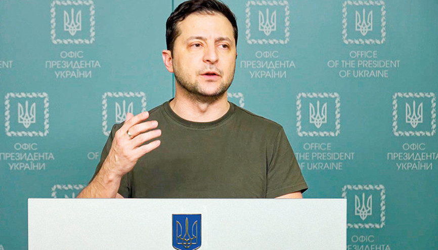 Yüzük neden orta parmakta