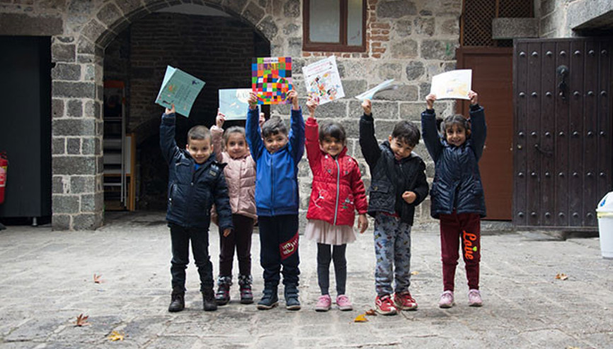 ÇOCUKLAR İÇİN KOŞACAKLAR