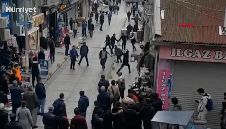 Fatihte sopalı kavga kamerada