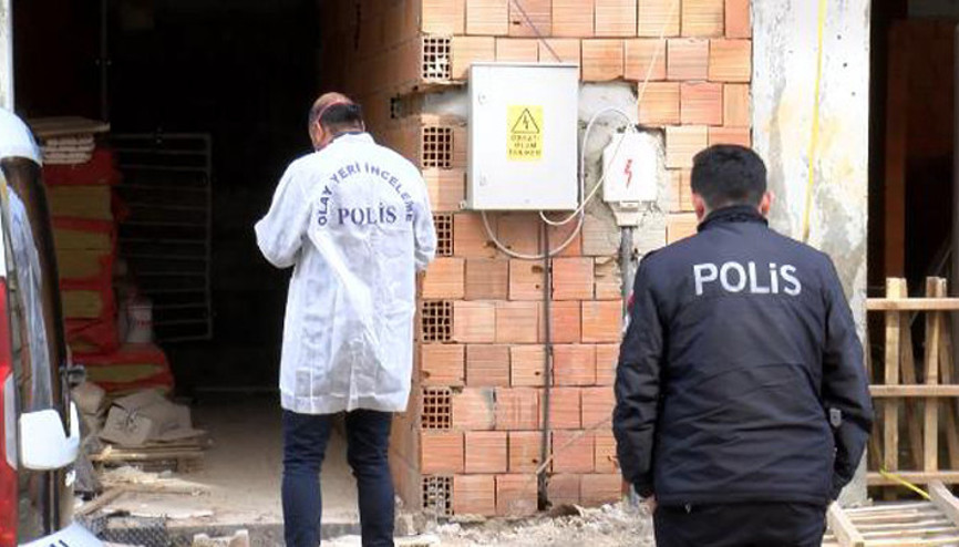 Bahçelievlerde 4. kattan düşen işçi hayatını kaybetti