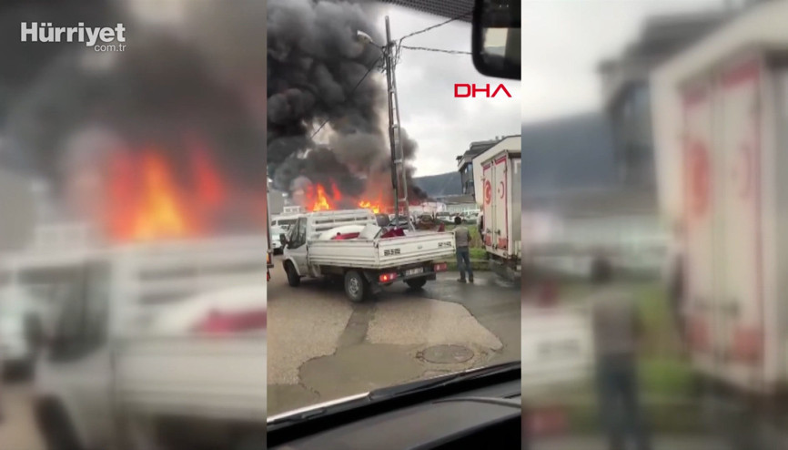 Ataşehirde plastik ve tahta palet üretimi yapılan iş yerinde yangın