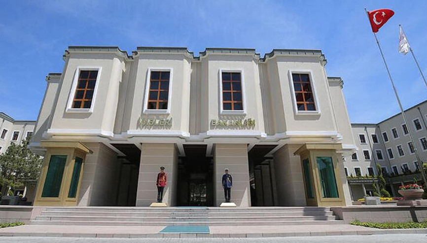 İçişleri Bakanlığı: Bakanlığımız bünyesinde kadın personel sayısı katlanarak artıyor İçişleri Bakanlığı: Bakanlığımız bünyesinde kadın personel sayısı katlanarak artıyor