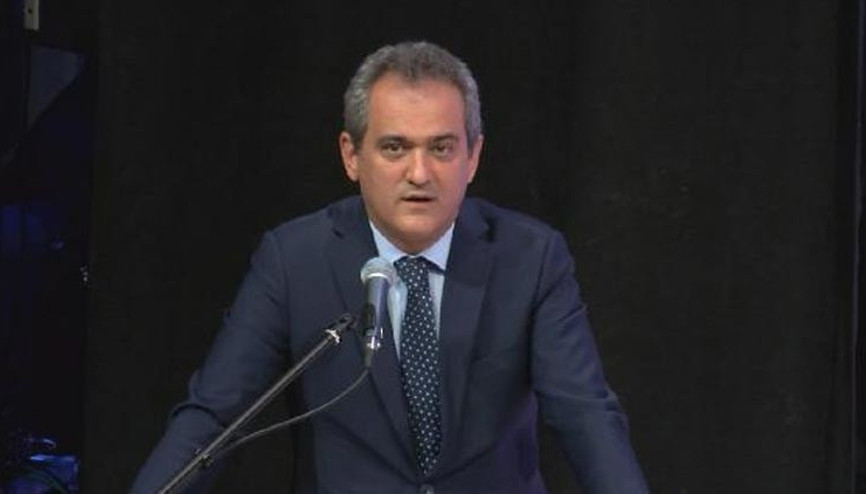 Bakan Özer: Kadınlarımızın eğitimle buluşmaları güçlendi
