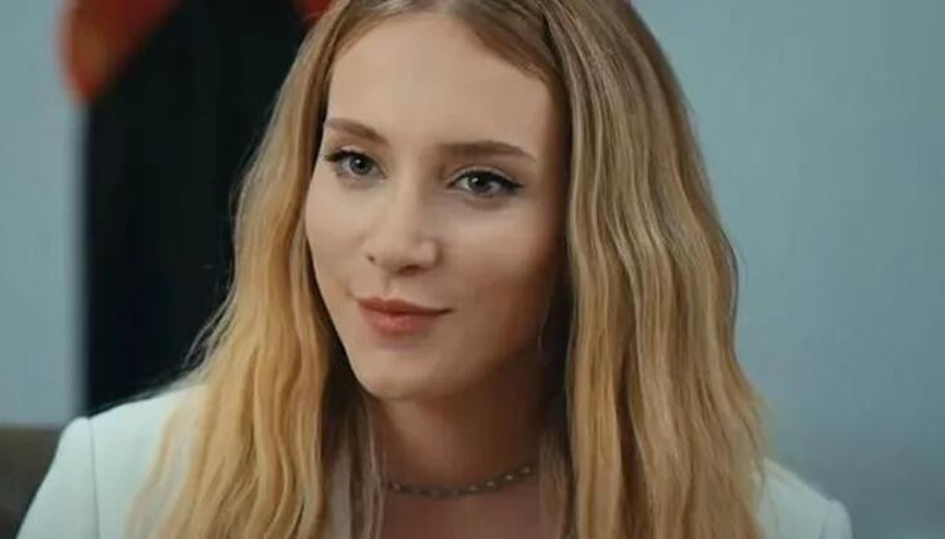 Hayal Köseoğlu kimdir, kaç yaşında Mahkum dizisinin Sasha’sı Hayal Köseoğlu’nun oynadığı diziler