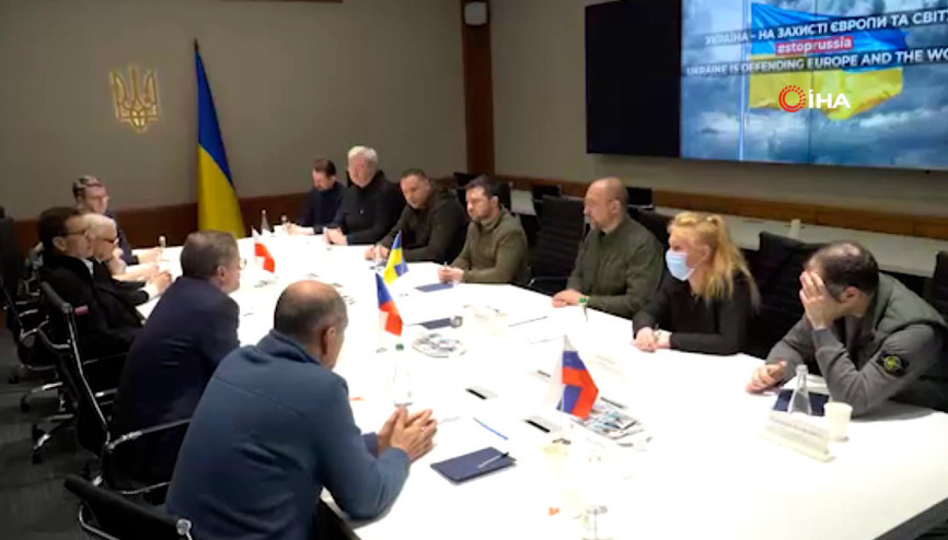 Polonya, Slovenya ve Çekya Başbakanları Kiev’de Zelenski ile bir araya geldi