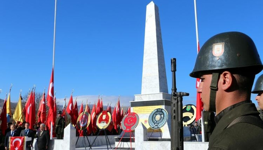 18 Mart şiirleri burada 18 Mart Çanakkale Zaferi şiirleri için seçenekler... 18 Mart şiirleri burada 18 Mart Çanakkale Zaferi şiirleri için seçenekler...