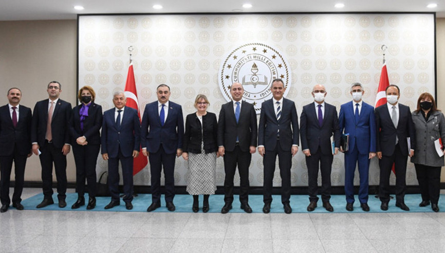 Bakan Özer: Mesleki eğitim okullarımız artık patent üretiyor