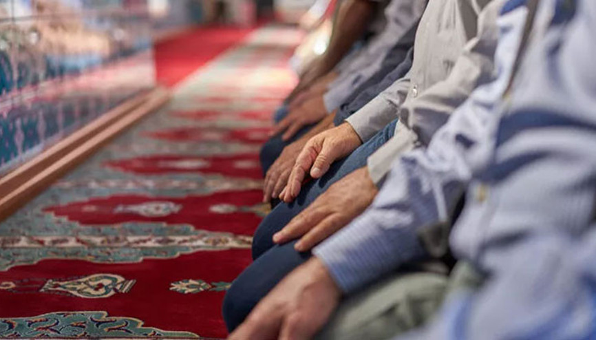 Yatsı ezanı kaçta okunuyor 17 Mart tüm iller ve Ankara İstanbul yatsı namazı saat kaçta Diyanet bilgileri Yatsı ezanı kaçta okunuyor 17 Mart tüm iller ve Ankara İstanbul yatsı namazı saat kaçta Diyanet bilgileri