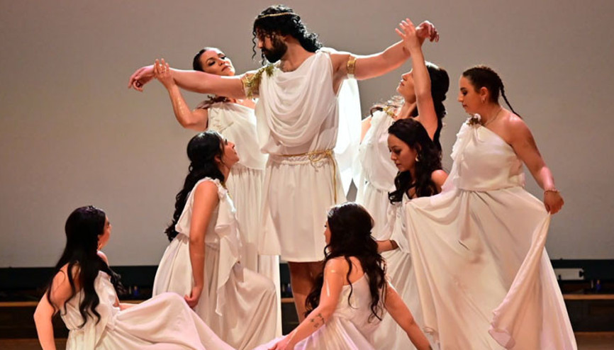 ‘Kibele’nin Kızları’ ikinci kez sahnede