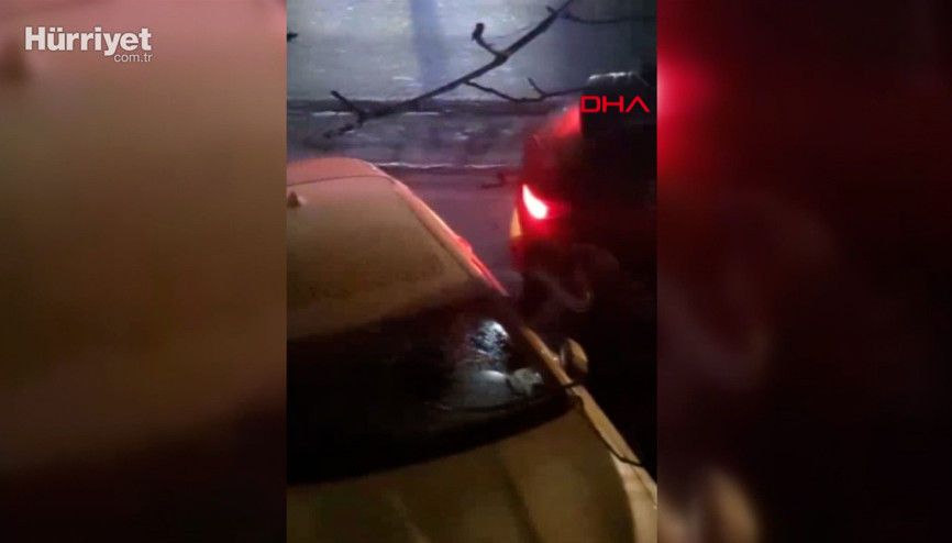 Durun ikazını dinlemediler; otomobilden hırsızlık yapmaya devam ettiler