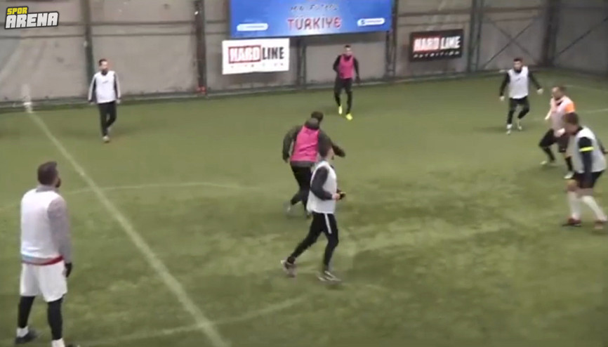 Asist Acun Ilıcalı, gol Emre Belözoğlu