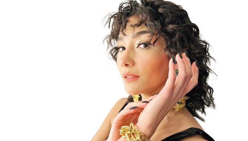 Aybüke Pusat: Çenem yüzünden kendimden boşanırım