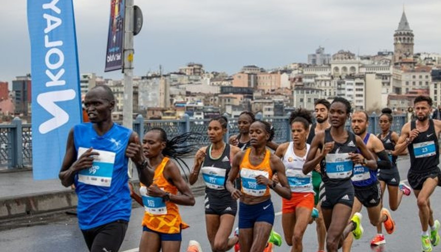 N Kolay İstanbul Yarı Maratonunda rekor katılımlı start pazar günü N Kolay İstanbul Yarı Maratonunda rekor katılımlı start pazar günü
