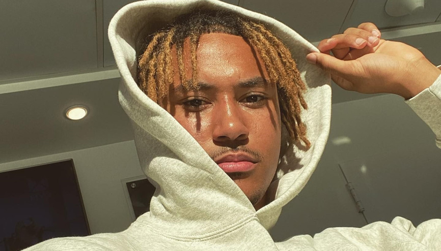 Galatasarayın transfer etmek istediği Beka Beka, İstanbuldan paylaşım yaptı