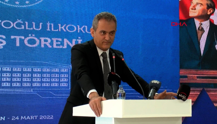 Bakan özer: Kız çocuklarımızın okullaşma oranı erkekleri geçti