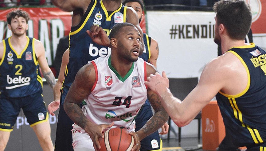 Pınar Karşıyaka 74 - 72 Fenerbahçe Beko (Maç özeti)