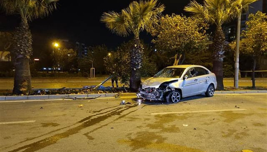 Adanada korkunç kaza 3 kişi hayatını kaybetti