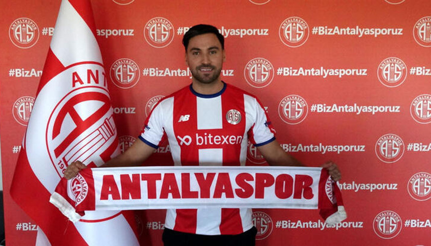 Sinan Gümüşten Fenerbahçe açıklaması Kadro dışı kalınca tüm teklifleri reddettim...