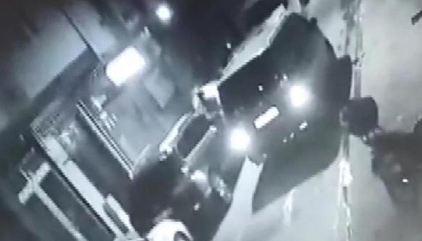 Kavgada içinde 7 bin lira olan montu çalındı