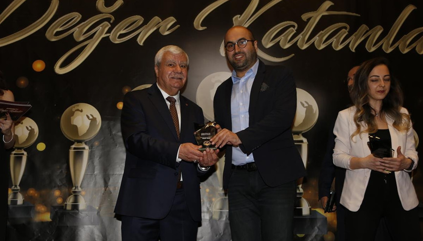 Hürriyet’e Basında Değer Ödülü
