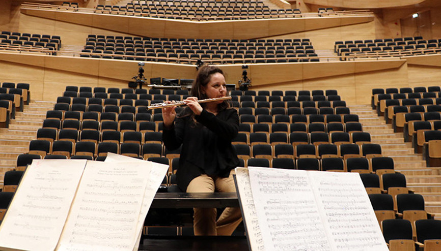Cumhurbaşkanlığı Senfoni Orkestrasının ilk kadın müdürü Sibel Ayhan Bayer oldu