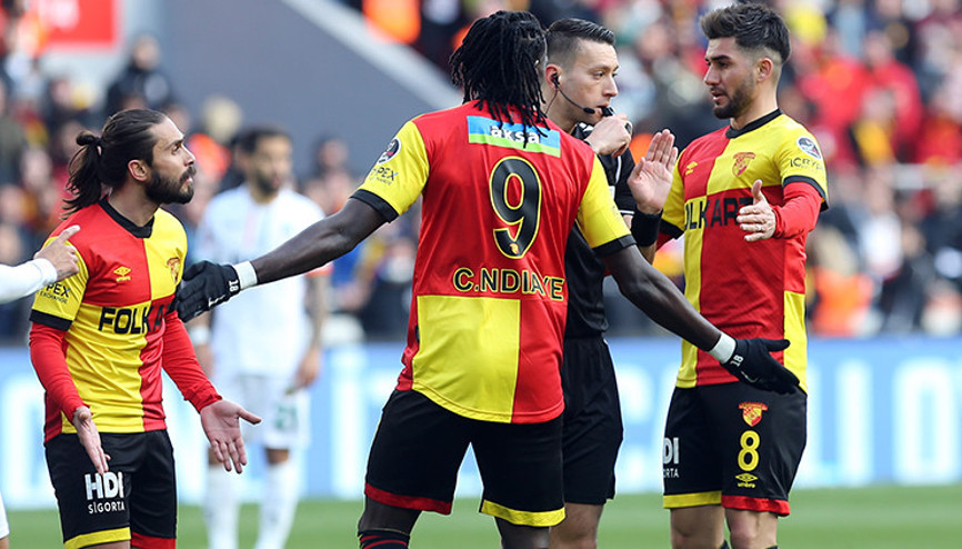 Göztepenin Süper Ligde kalma umutları tükeniyor