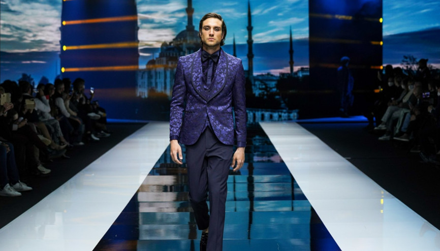 Milano’da Türk motifleri podyumda