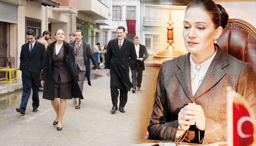 Özge Borak klasik arabaları ustalıkla kullandı