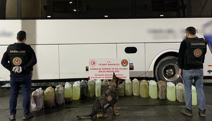 Yolcu otobüsünün yakıt deposundan çıktı: 345 kilo uyuşturucu...