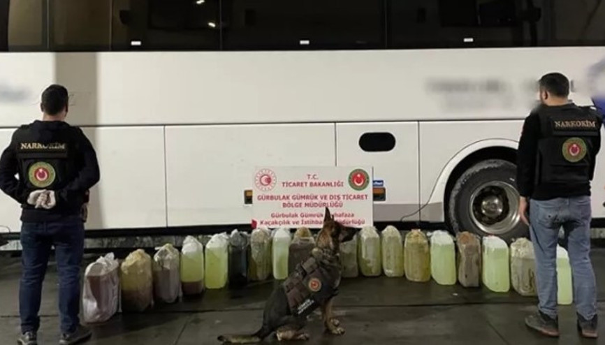 Gürbulakta yolcu otobüsünün yakıt deposundan 345 kilo uyuşturucu çıktı
