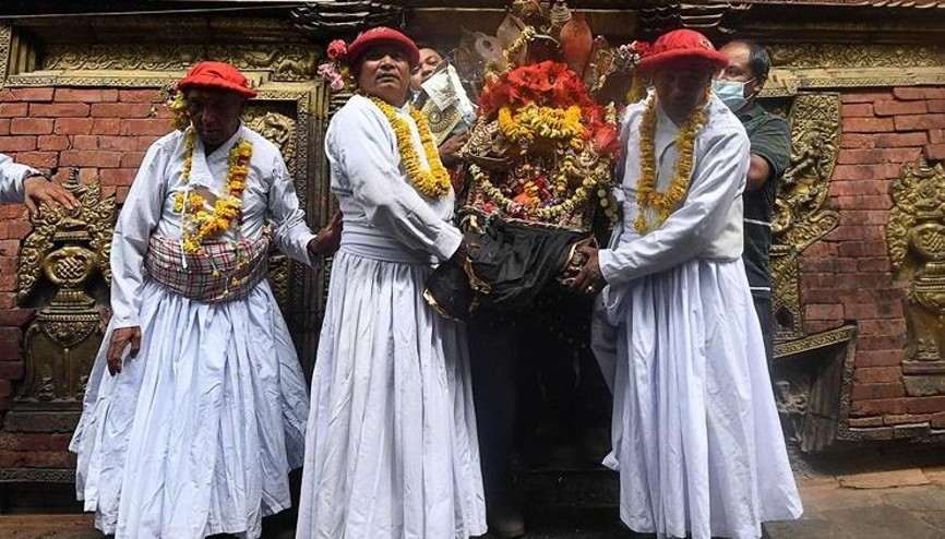 Nepalde döviz rezervleri azaldı, lüks ürünlerin ithalatına sınırlama geldi